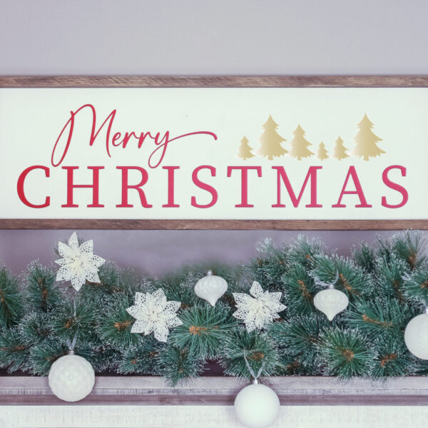 Add this classic Merry Christmas farmhouse sign to your entryway or living room this holiday season! This farmhouse decor will surely welcome guests.